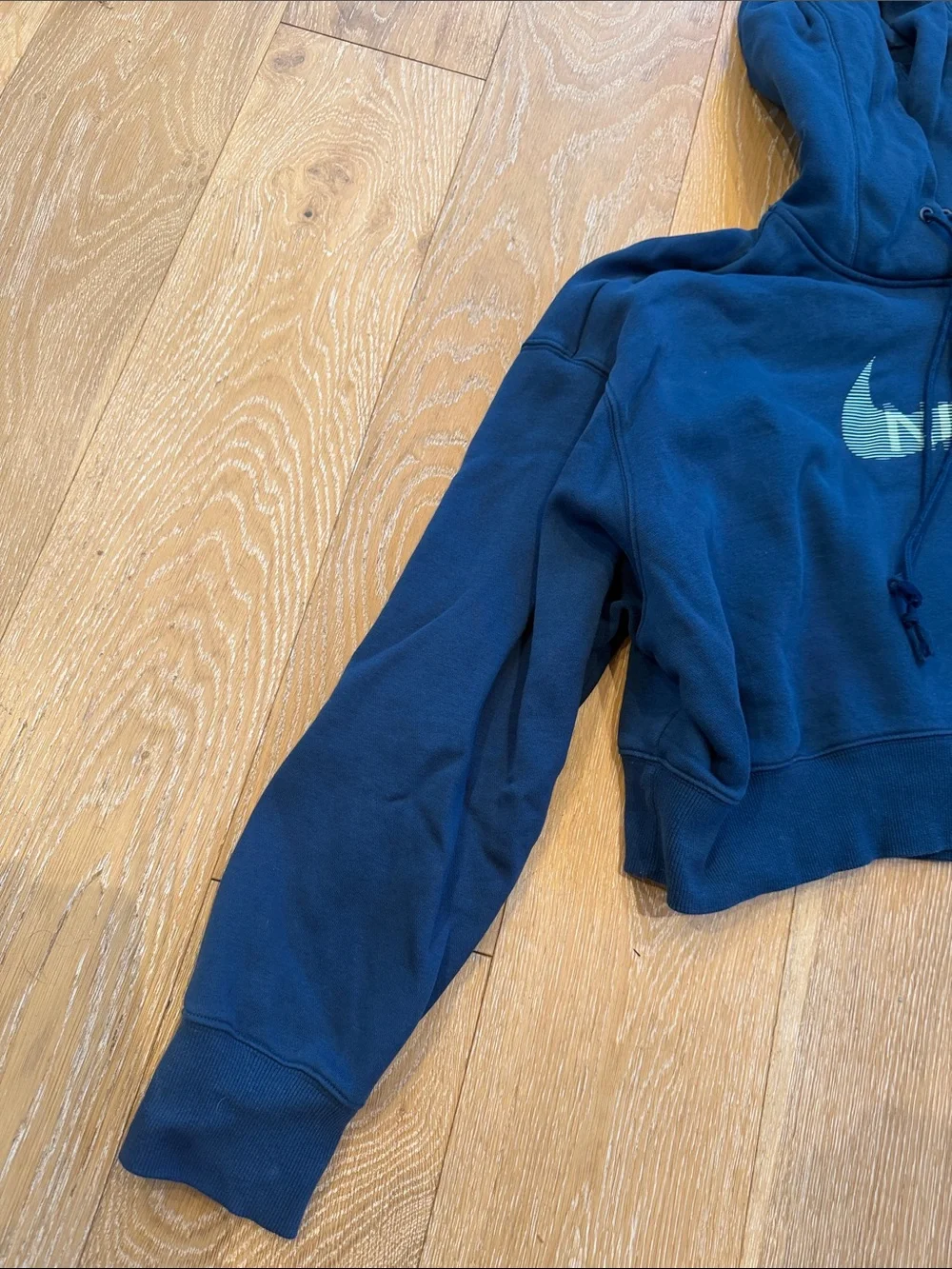 Nike Swoosh Crop Hoodie Sweatshirt Size XL